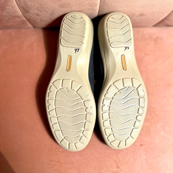 SoftSpots Loafers - Picture 5 of 5